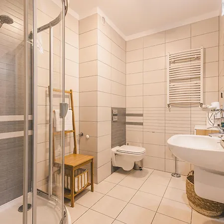 Maritimo Przy Porcie By 2homerent Колобжег